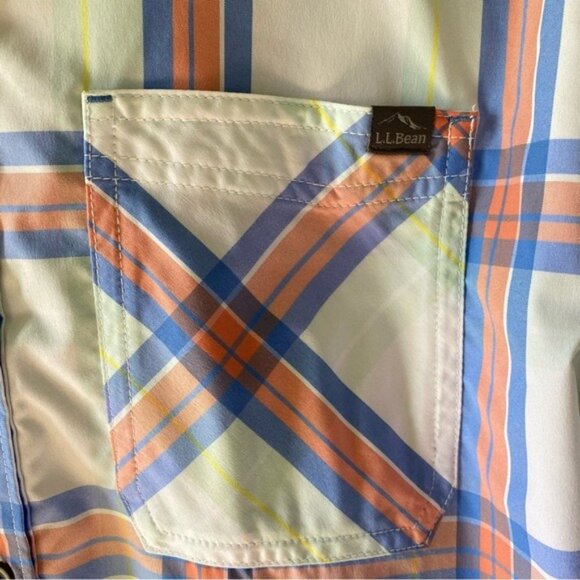 LL Bean Women's‎ Long-Sleeved Button-Down Top Size L - Picture 4 of 9